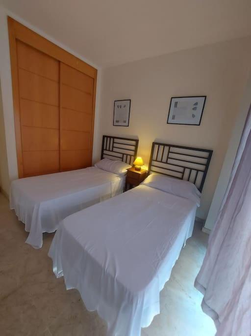 Apartamentos Residencial Duquesa San Luis de Sabinillas Eksteriør billede