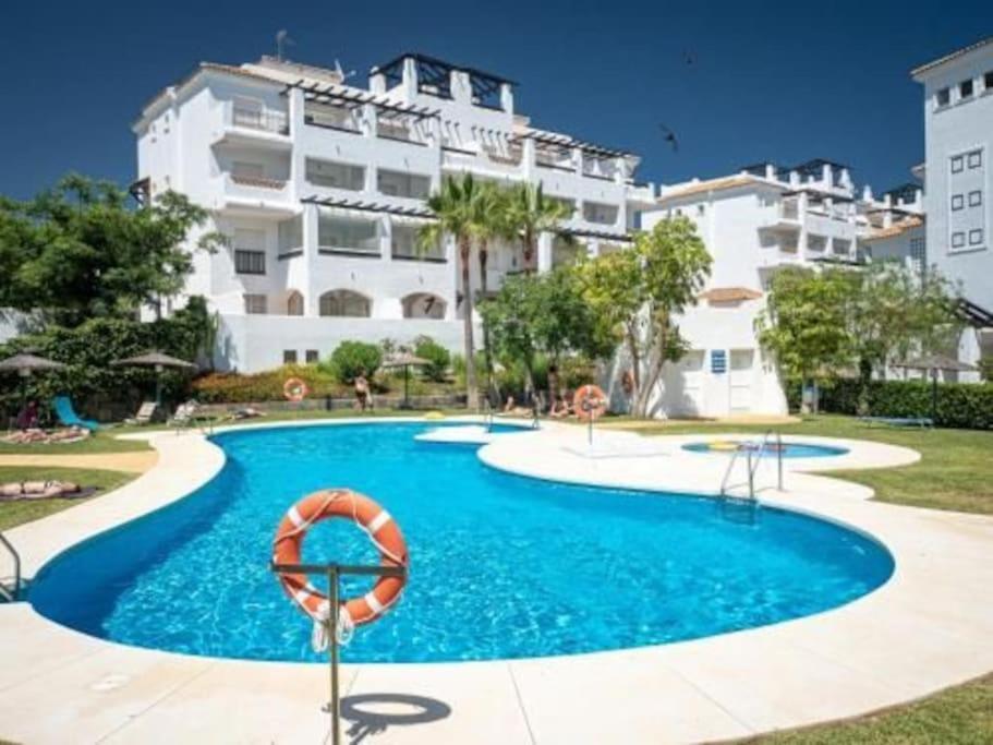 Apartamentos Residencial Duquesa San Luis de Sabinillas Eksteriør billede